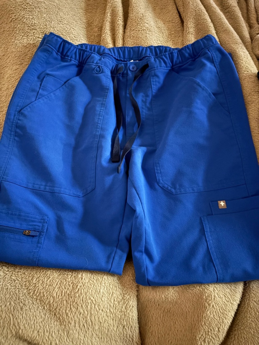 Figs xs short